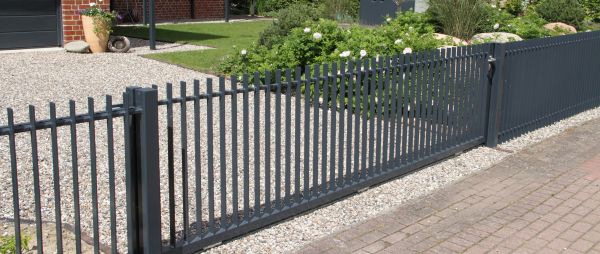 Aluminum Fence Repair in Summerville