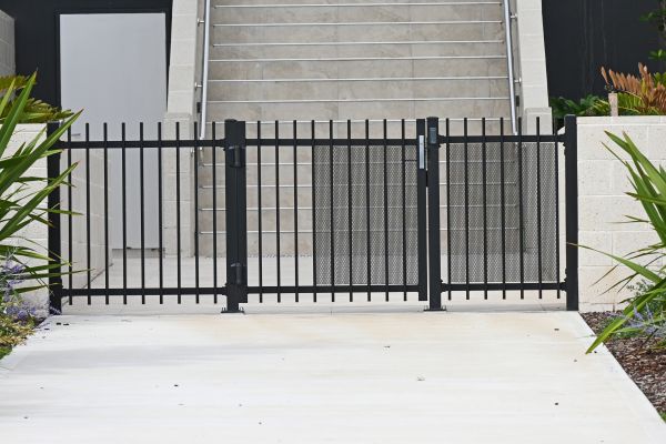 Aluminum Gate Repair in Summerville