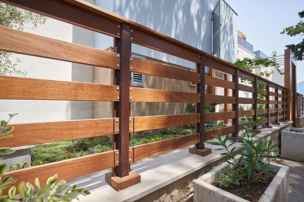 Horizontal Fence Installation in Summerville