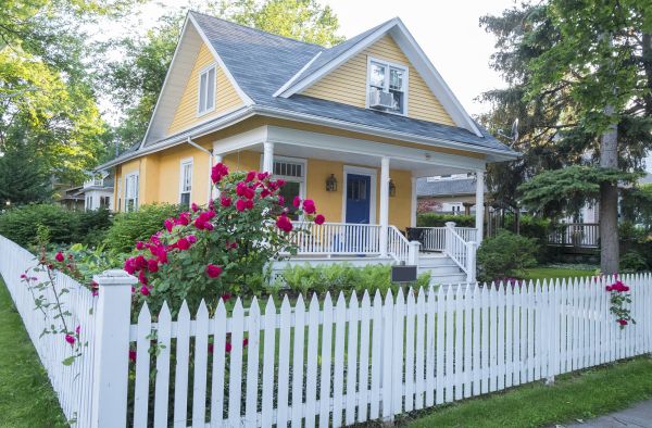 Picket Fence Construction in Summerville
