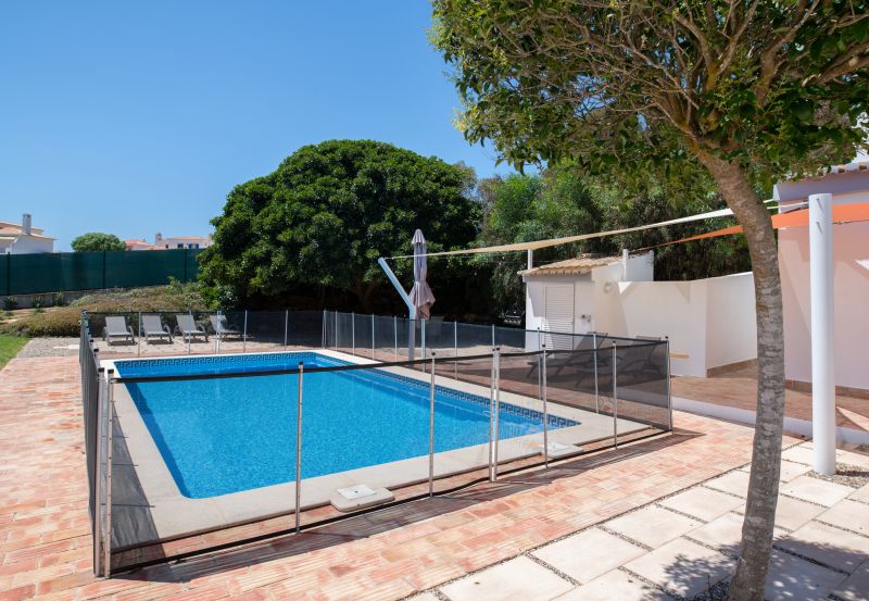 Childproof Mesh Pool Fence